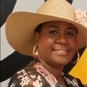 Meet your Posher, Annette